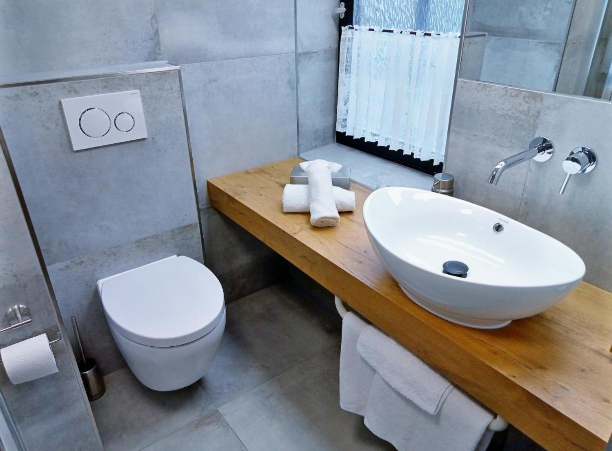 Hotel Restaurant Landluft Aerzen Dış mekan fotoğraf