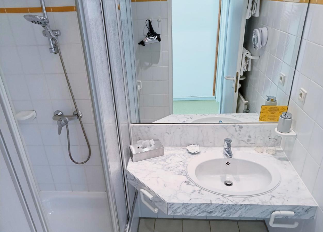 Hotel Restaurant Landluft Aerzen Dış mekan fotoğraf