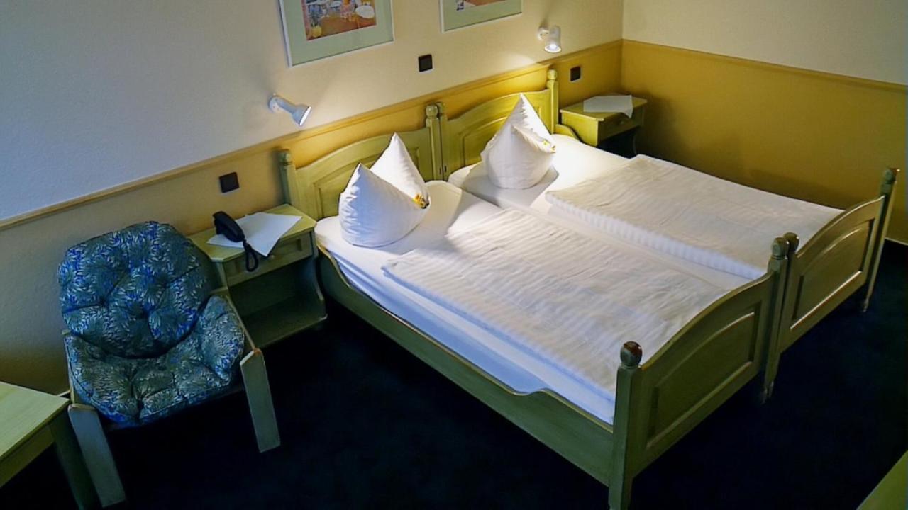Hotel Restaurant Landluft Aerzen Dış mekan fotoğraf